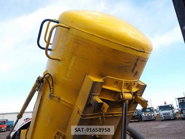 Hino RANGER 2011-09 4979374-13