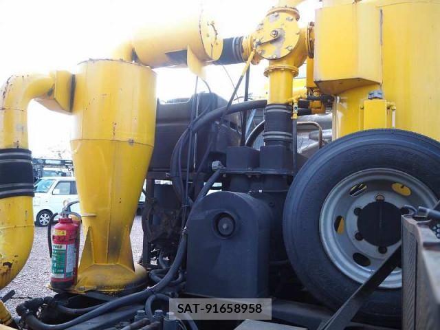 Hino RANGER 2011-09 4979374-18