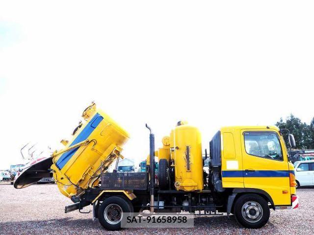 Hino RANGER 2011-09 4979374-5