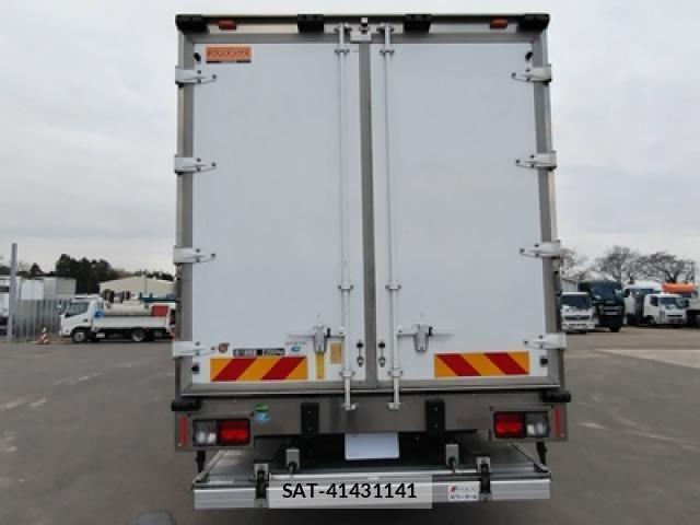 Hino RANGER 2021-08 5876507-4