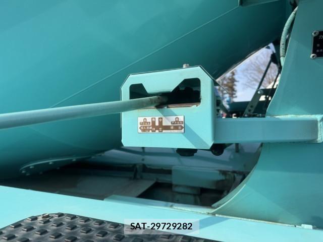Hino RANGER 2015-01 5876564-17