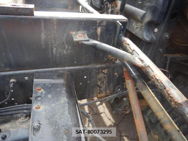 Hino RANGER 2005-07 5876584-14