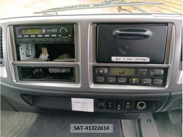 Hino RANGER 2013-10 5876561-17