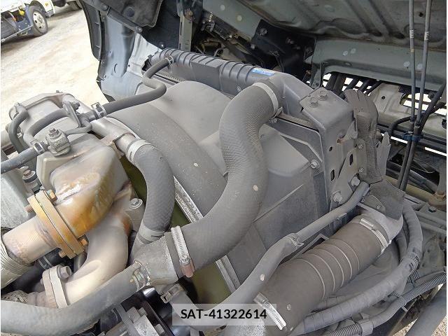 Hino RANGER 2013-10 5876561-25