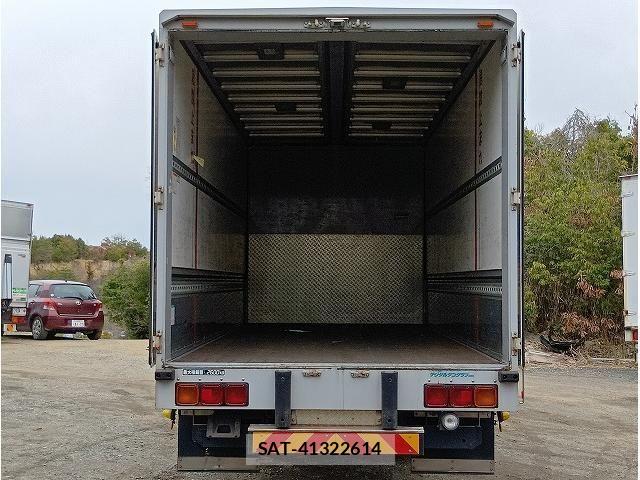 Hino RANGER 2013-10 5876561-2