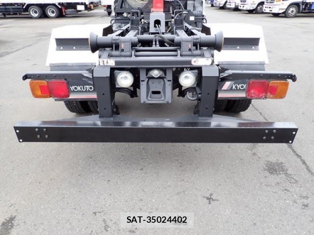 Hino RANGER 2016-08 5876551-12