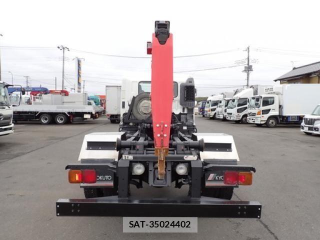Hino RANGER 2016-08 5876551-20