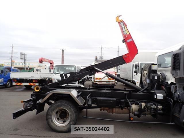 Hino RANGER 2016-08 5876551-22