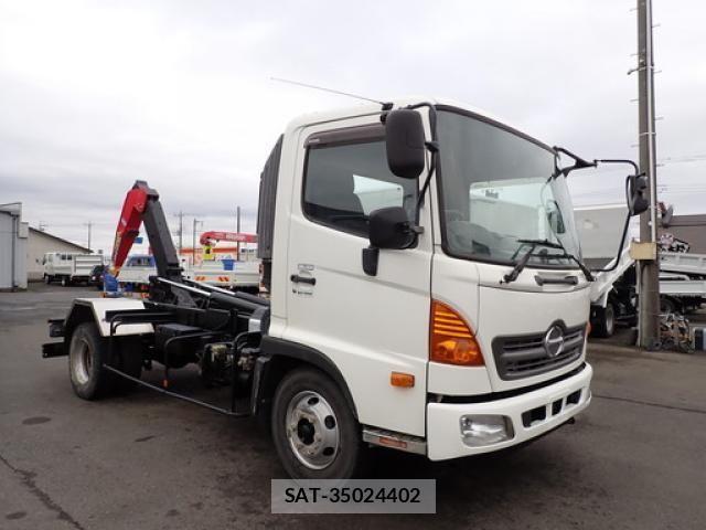 Hino RANGER 2016-08 5876551-2