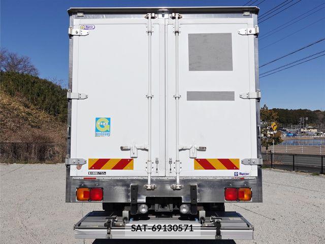 Hino RANGER 2017-11 5876617-9