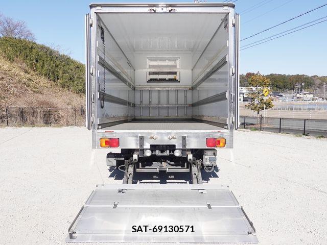 Hino RANGER 2017-11 5876617-14