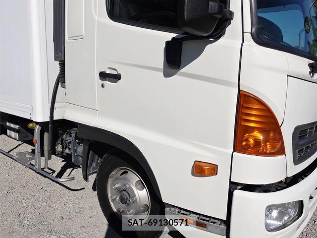 Hino RANGER 2017-11 5876617-5