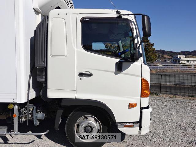 Hino RANGER 2017-11 5876617-6
