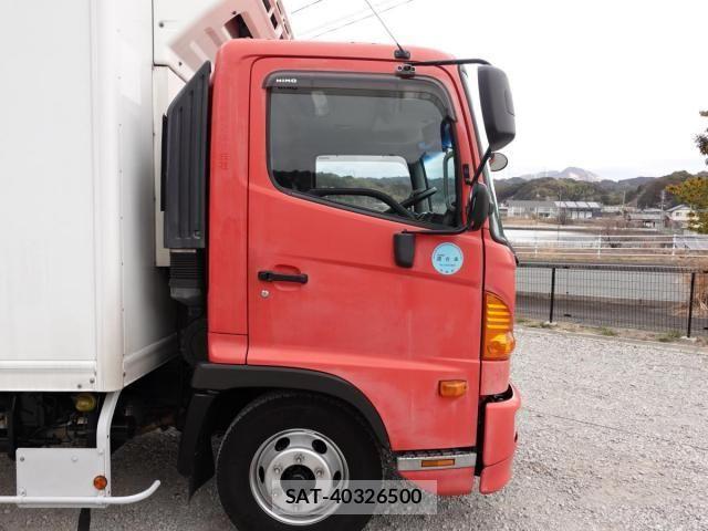 Hino RANGER 2013-10 5876619-3