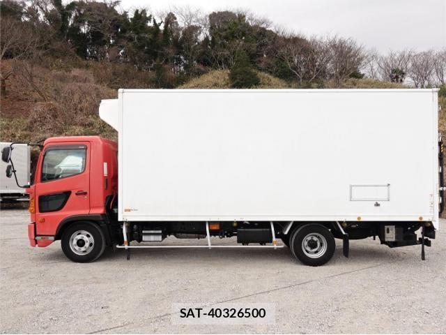 Hino RANGER 2013-10 5876619-8