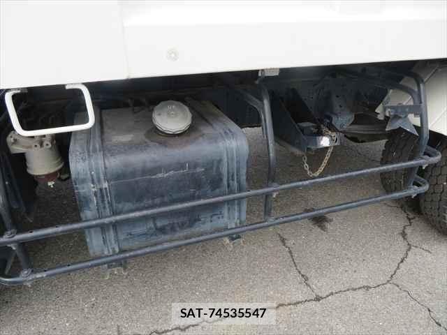 Hino RANGER 2013-12 5876559-15