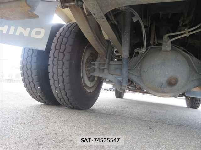 Hino RANGER 2013-12 5876559-18