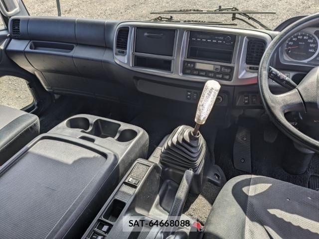 Hino RANGER 2015-08 5876603-21