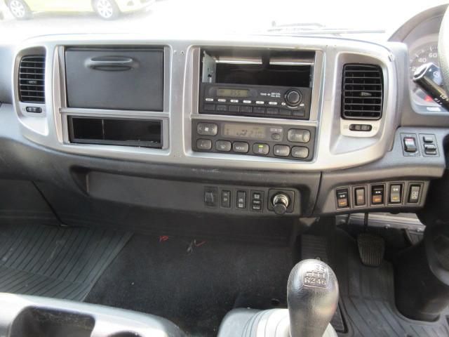 Hino RANGER 2015-05 6050596-15