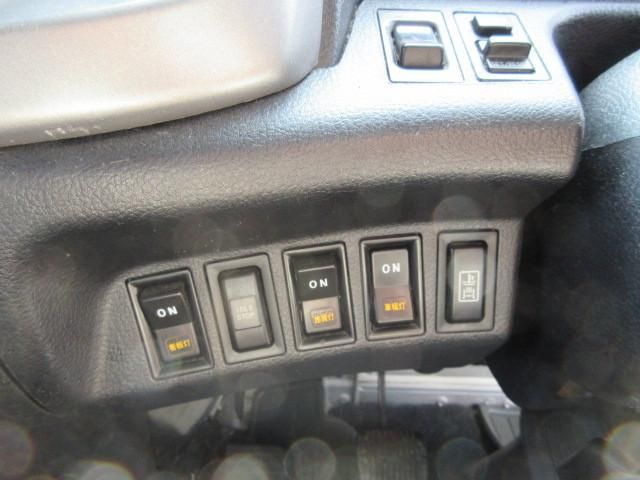 Hino RANGER 2015-05 6050596-17