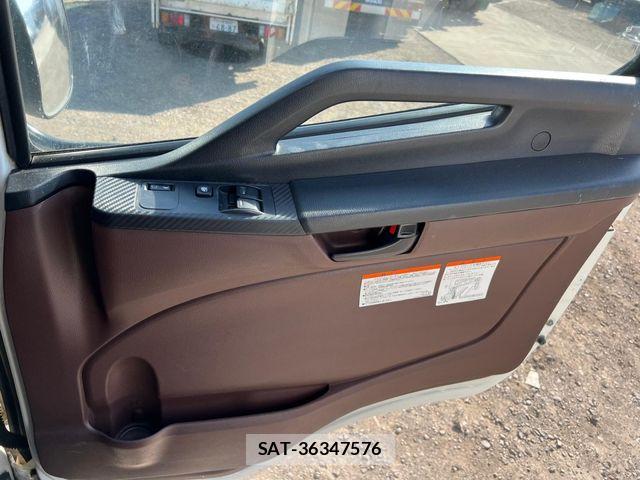 Hino RANGER 2018-12 6016924-15