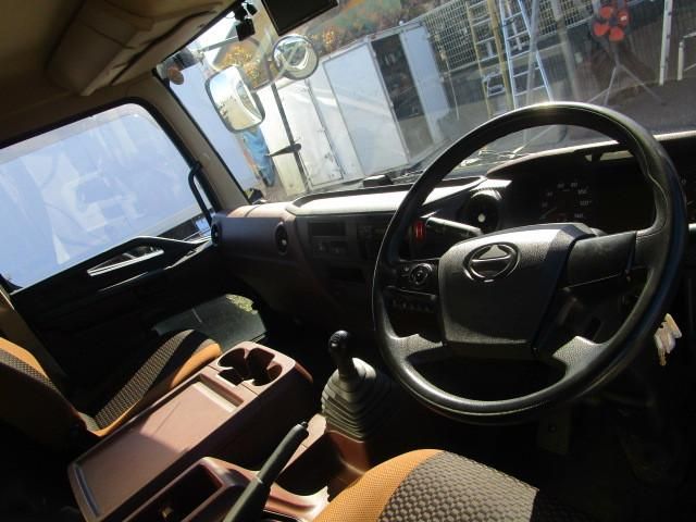 Hino RANGER 2018-03 6050573-9