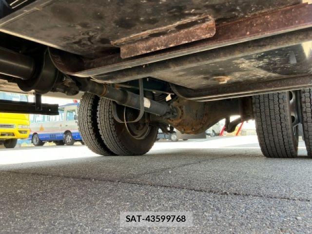 Hino RANGER 2023-04 6016882-9