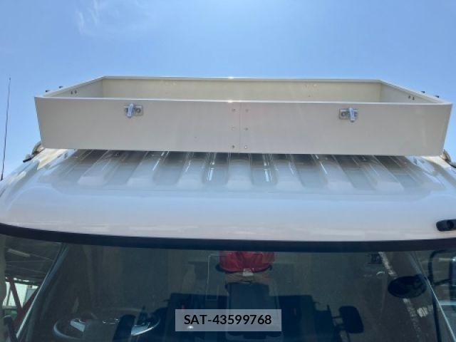 Hino RANGER 2023-04 6016882-14