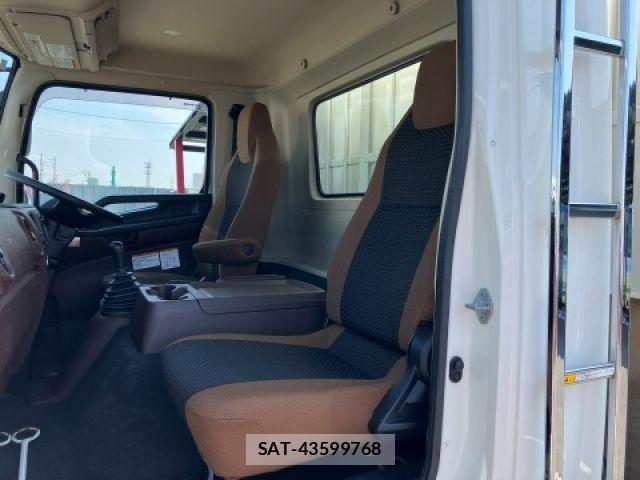 Hino RANGER 2023-04 6016882-27