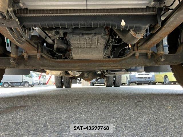 Hino RANGER 2023-04 6016882-8