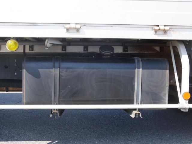 Hino RANGER 2015-04 6050611-16