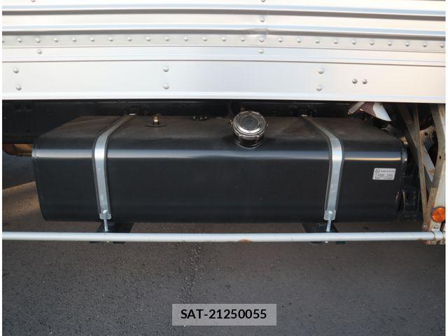 Hino RANGER 2017-08 6135591-17