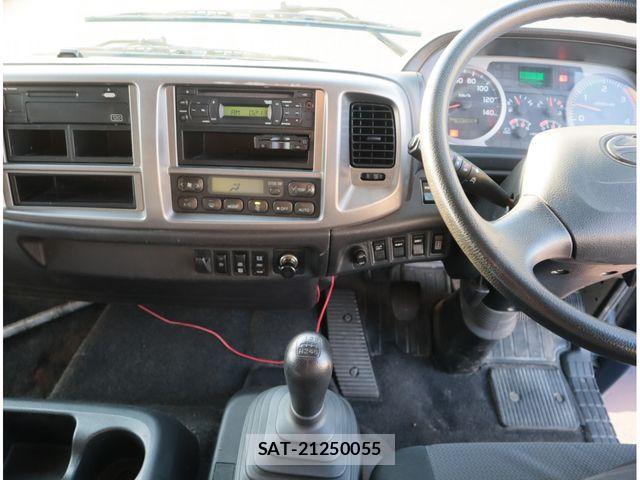 Hino RANGER 2017-08 6135591-20