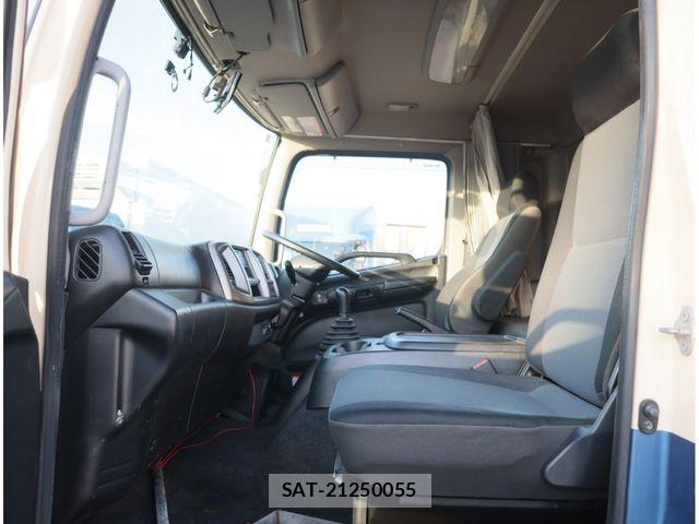 Hino RANGER 2017-08 6135591-26