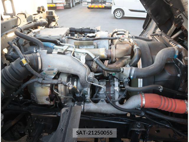 Hino RANGER 2017-08 6135591-28