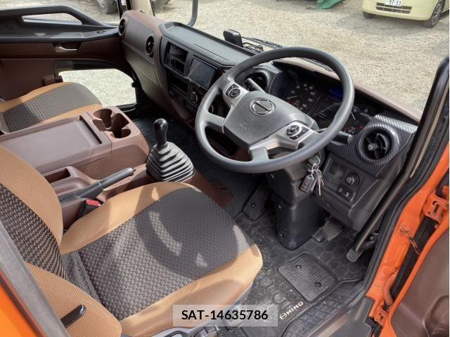Hino RANGER 2020-11 6218828-17
