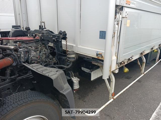 Hino RANGER 2016-11 6218839-17