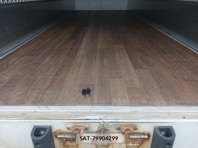 Hino RANGER 2016-11 6218839-5