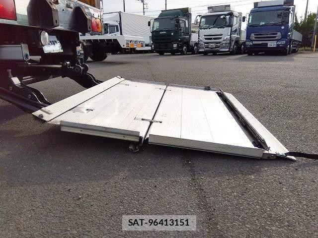 Hino RANGER 2014-01 6218841-12