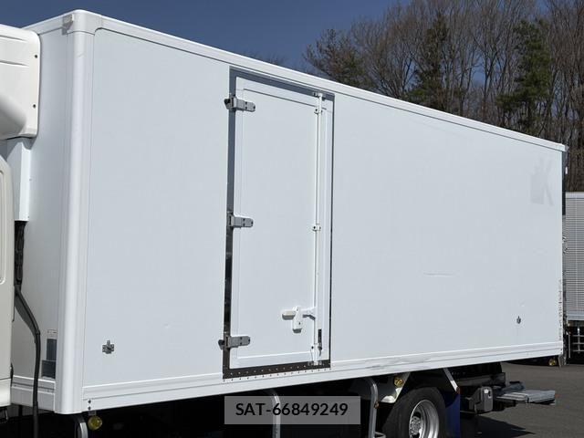 Hino RANGER 2017-06 6218833-9