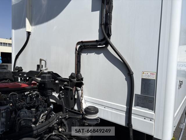 Hino RANGER 2017-06 6218833-13