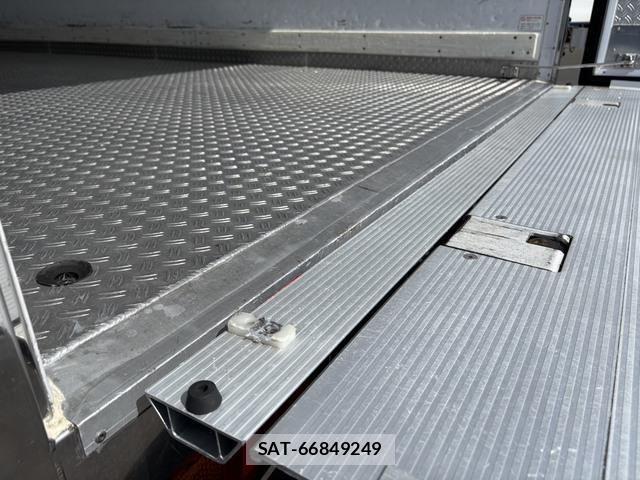Hino RANGER 2017-06 6218833-16