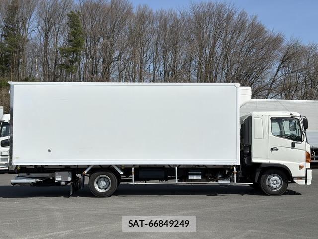 Hino RANGER 2017-06 6218833-4