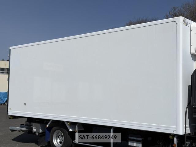 Hino RANGER 2017-06 6218833-8