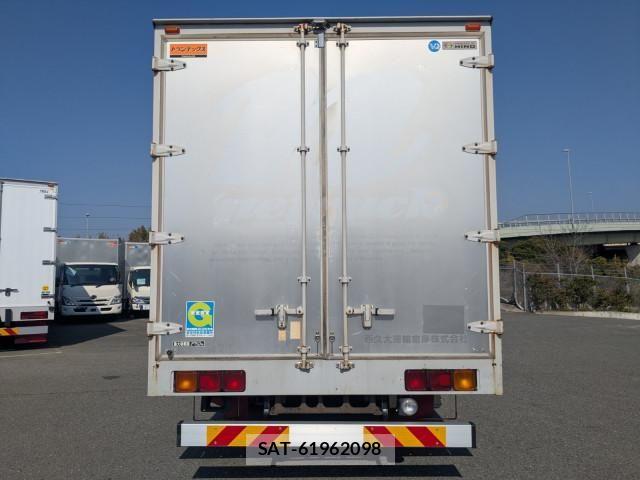 Hino RANGER 2014-09 6246980-4