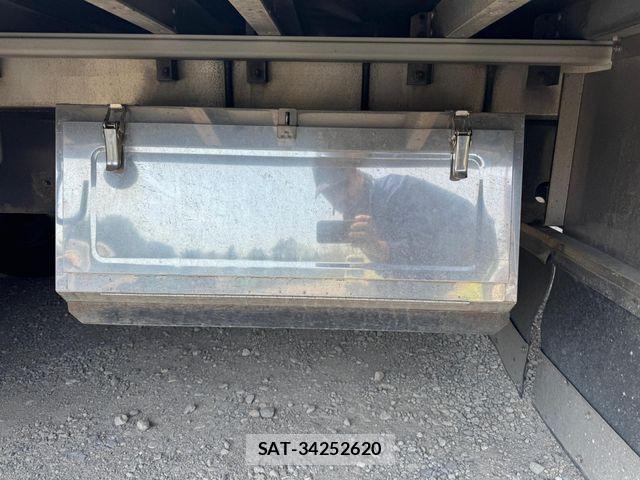 Hino RANGER 2018-09 6246981-28