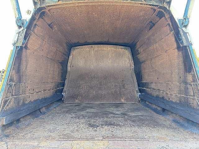 Hino RANGER 2005-05 6274363-6