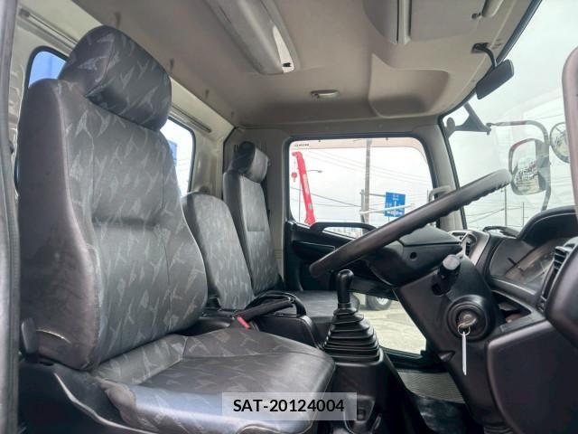 Hino RANGER 2011-12 6306074-24