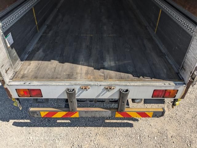 Hino RANGER 2015-04 6597068-9