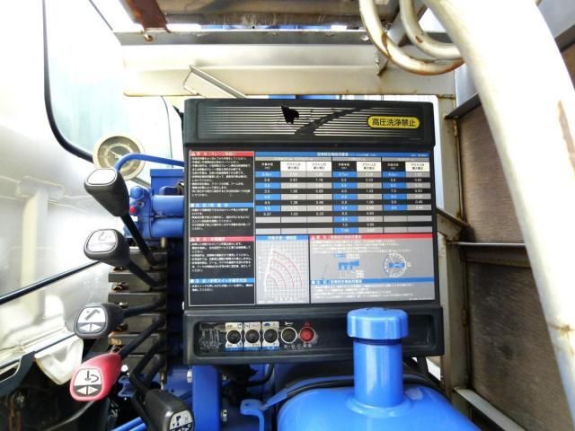 Hino RANGER 2019-05 6597039-19